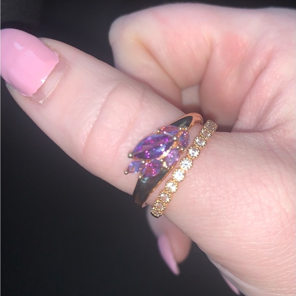 Elegant Gold and Purple Women's Ring Set. Size 10. - Picture 3 of 4